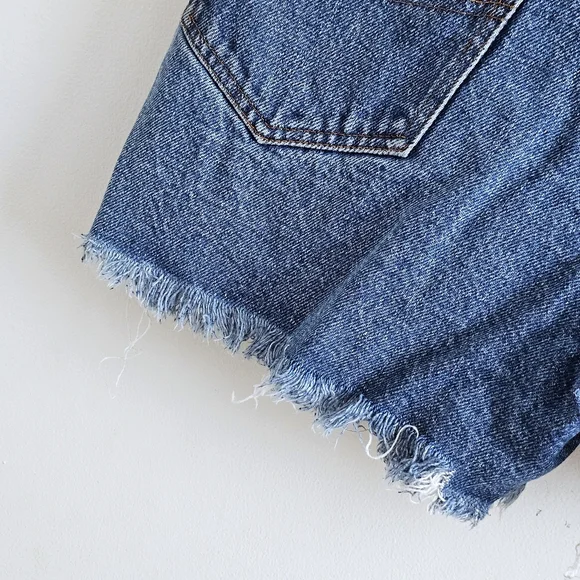 Vintage 90s Gap Denim Cut Off Shorts High Rise 30” Waist Size M Blue Jean - Picture 6 of 14